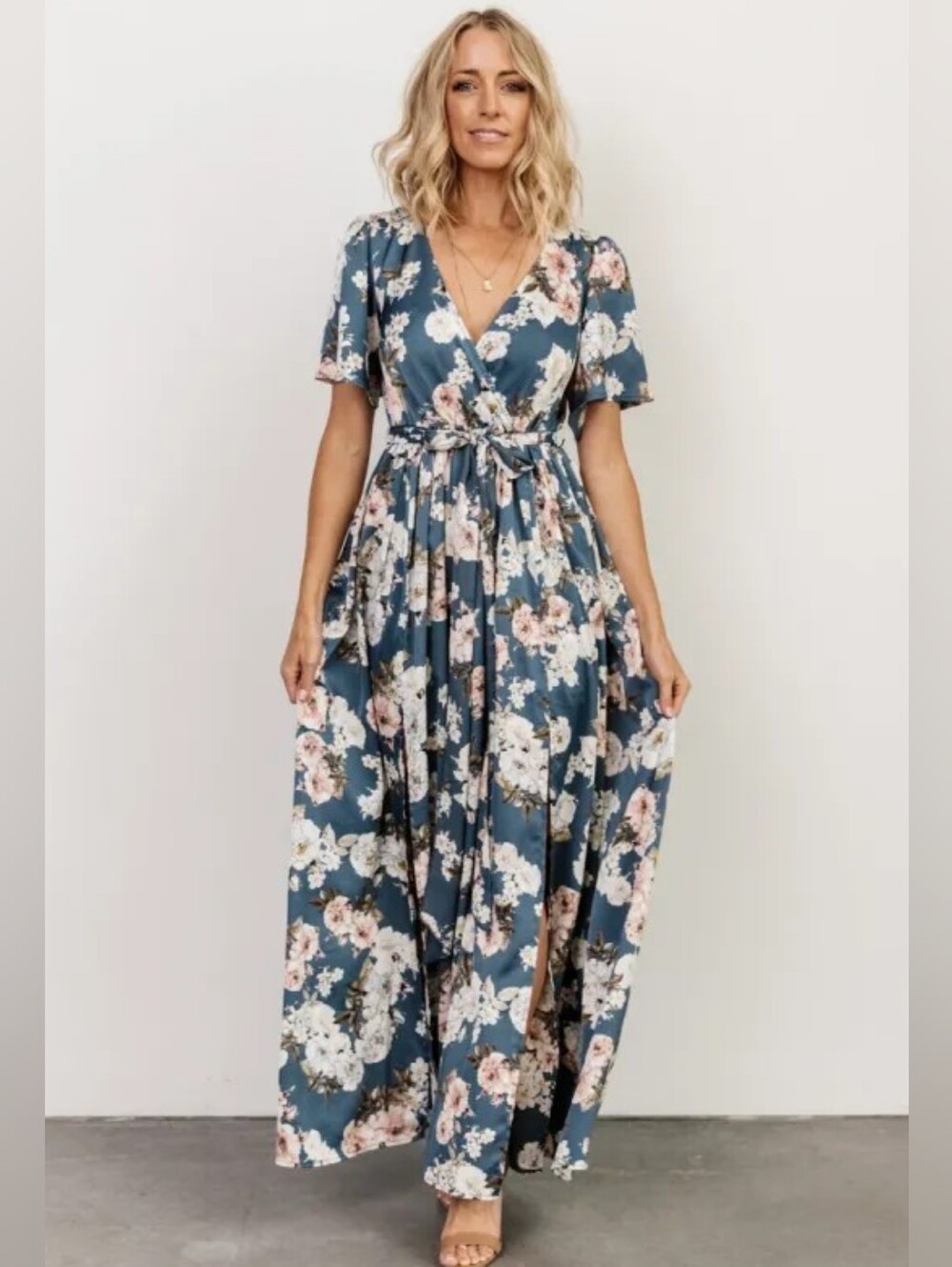 Baltic Born Women's Sicily Satin Maxi Dress Short Sleeve Floral Blue Sz M - NWT
